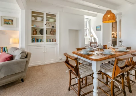 The living & dining area at 6 Fishermans Square, Mousehole