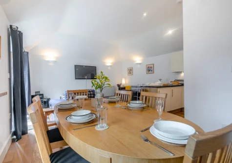 The dining area at 6 St Elvan's, Porthleven