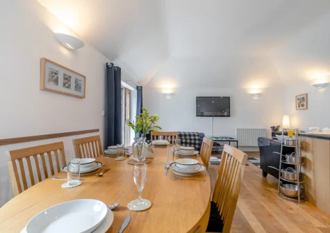 The dining area at 6 St Elvan's, Porthleven
