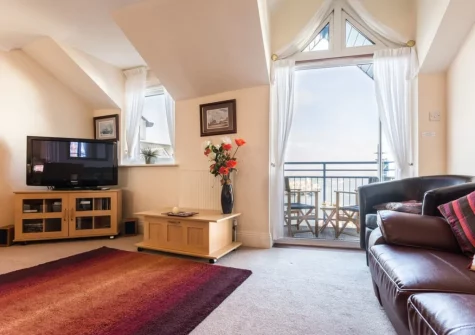 The living area at 62 Moorings Reach, Brixham