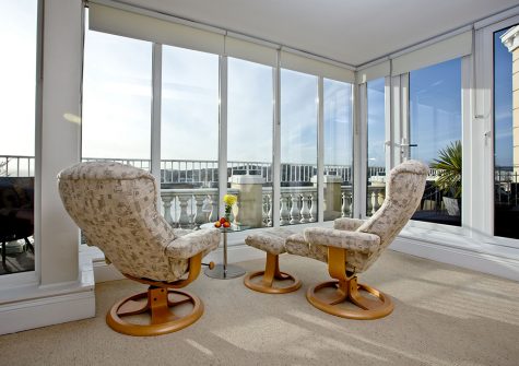 The living area at 7 Astor House, Torquay