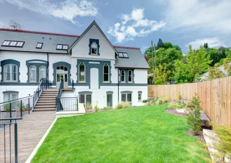 The property is set within an award-winning development at the site of the former Fowey station master's house