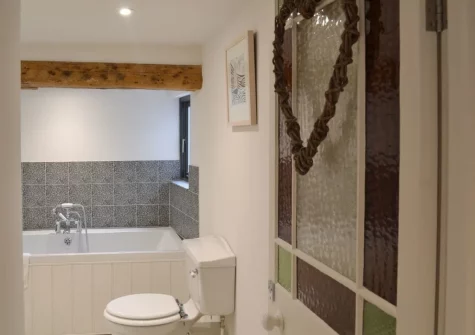 The bathroom at 9 Chapel Street, Mousehole