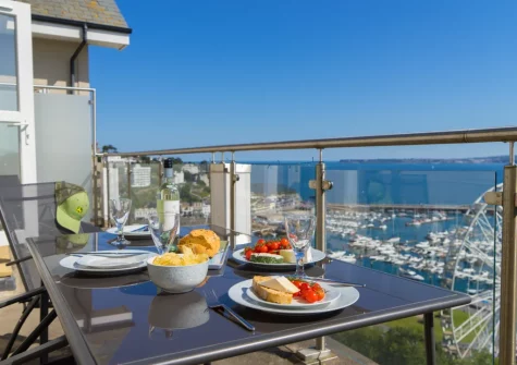 The balcony & alfresco dining area at 9 Marina Court, Torquay