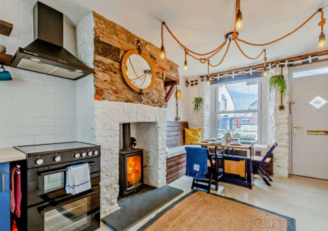 The living / dining area & kitchen at Albatross Cottage, Looe