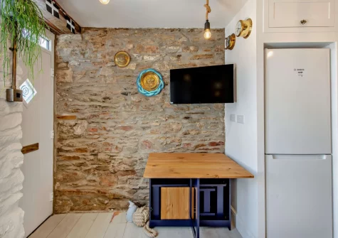 The living / dining area & kitchen at Albatross Cottage, Looe