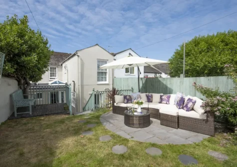 The garden & outdoor sitting area at Almond Cottage, Hayle