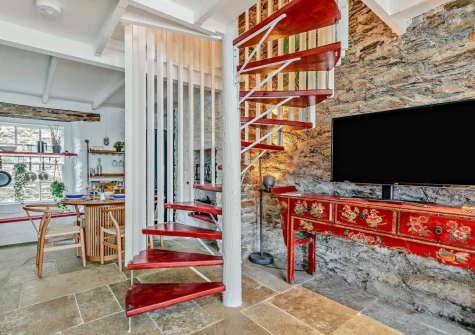 The living area at Amy Jane Cottage, Polruan
