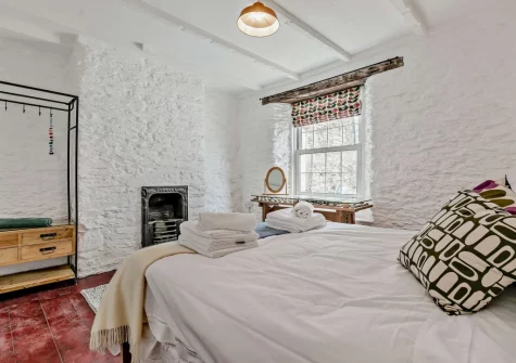 Bedroom #2 at Amy Jane Cottage, Polruan
