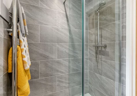 The shower room at An Logh, Helston