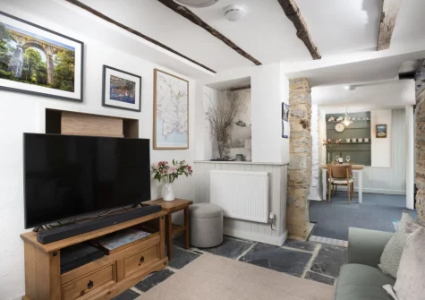 The living area at An Selder, Fowey