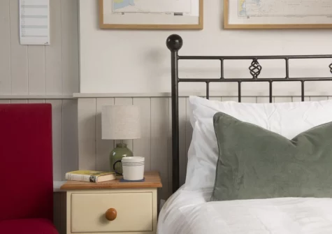 The bedroom at An Selder, Fowey