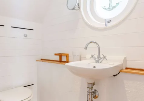 Bedroom #1 en-suite at Anchor Loft, St Ives