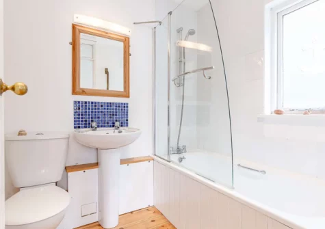 Bedroom #2 en-suite at Anchor Loft, St Ives
