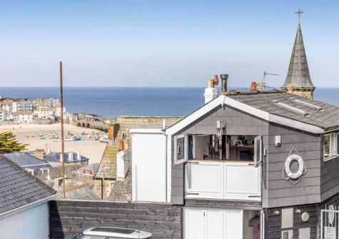 Outside Anchor Loft, St Ives
