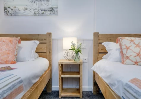 The bedroom at Anchors Away at Sunnybeach Apartments, Paignton