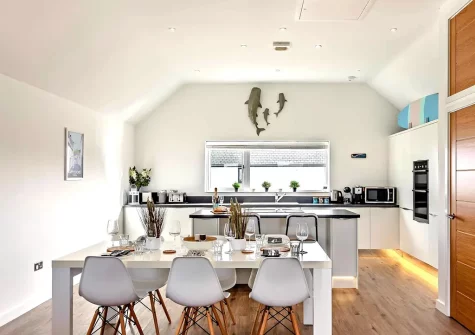 The dining area at Andas Beach House, Westward Ho!