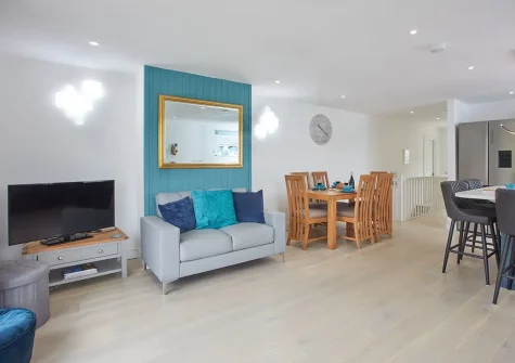 The living area at Anneth Lowen, Polzeath