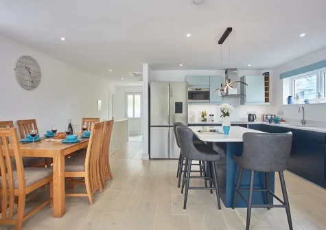 The kitchen & dining area at Anneth Lowen, Polzeath