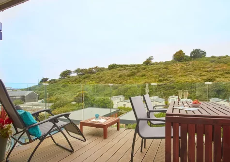 The balcony & alfresco dining area at Anneth Lowen, Polzeath