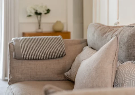 The living room at Annie's Cottage, Appledore
