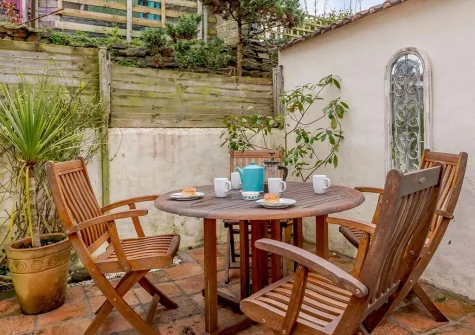 The patio & alfresco dining area at Anvil Cottage, Barnstaple