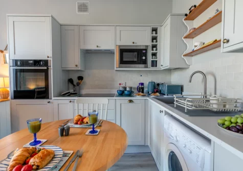 The kitchen & dining area at Apartment 5 at Quayside, Falmouth