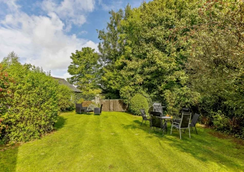 The enclosed garden, barbecue & alfresco dining area at Apple Cottage & Piggery, Egloskerry