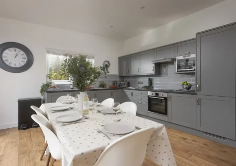The dining area at Apple Lodge, Little Dunley Cottages, Bovey Tracey