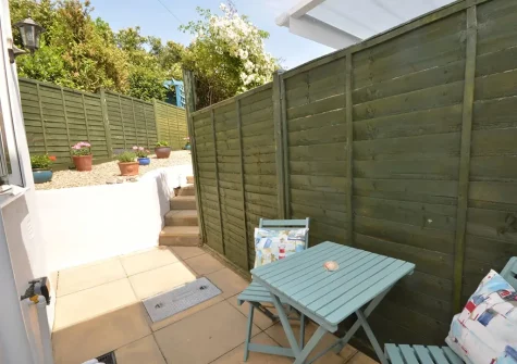 The courtyard & outdoor sitting area at Aunties Cottage, Appledore