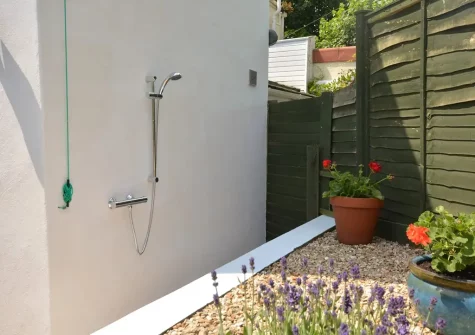 The outdoor shower at Aunties Cottage, Appledore
