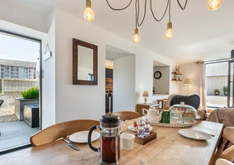 The dining area at Austen Cottage, Swanmoor Grange, Harracott