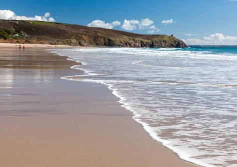 Avalon, Clipper Cove is an ideal base for exploring Cornwall's many beautiful golden sand beaches