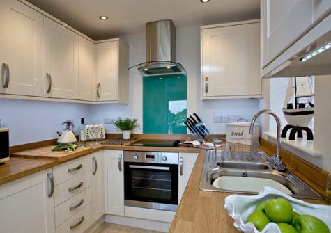 The kitchen @ Avocet 1, The Cove, Brixham