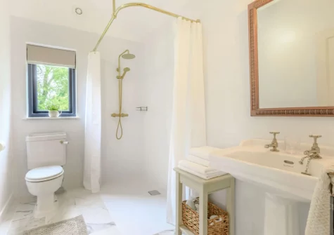 The wet room at Bailey Lodge, Barnstaple