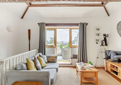 The living area at Banjo Cottage, Looe