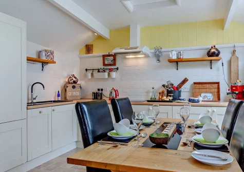 The kitchen & dining area at Barn Cottage, Brixham