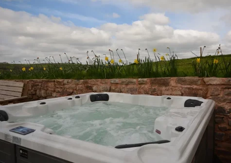 The hot tub at Barn View Hill Farm, Uplowman