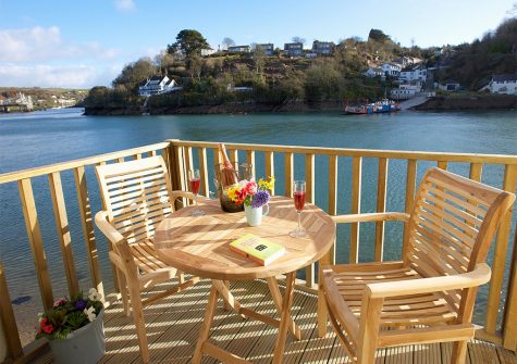 The decked balcony at Barnacles, Fowey