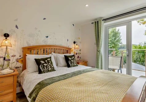 Bedroom #1 at Bashers Rest, Bishop's Tawton