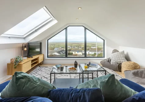 The snug at Bay Ridge, Appledore