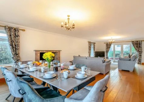 The dining area at Bay Side, Northam