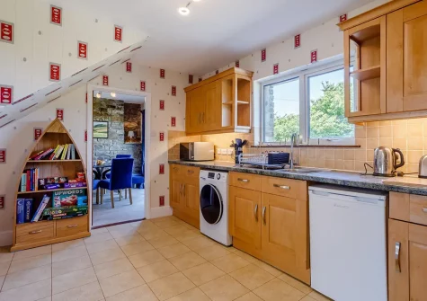 The kitchen at Bay View Greencliff, Abbotsham