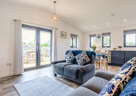 The living area at Beach Combers, Widemouth Bay