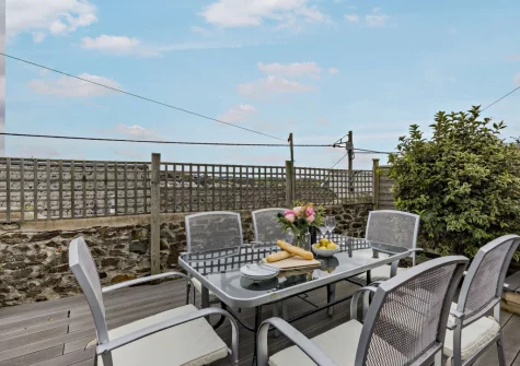 The decked patio & alfresco dining area at Beach View, Appledore
