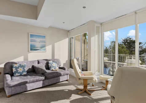 The living area at Beach View Suite at Astor House, Torquay