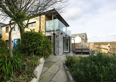 Beachside is situated a brief thirty second walk along a private road from the stunning Porth Beach