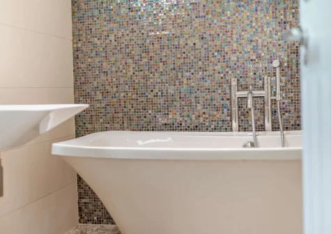The bathroom at Beachside, Newquay