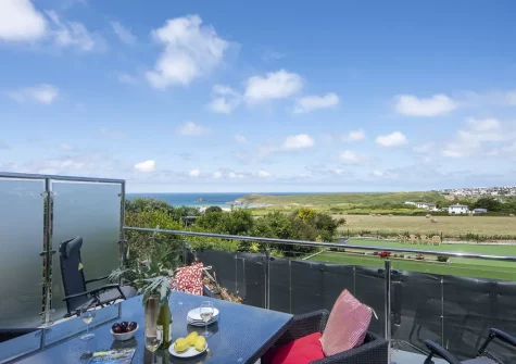 The balcony & alfresco dining area at Beachview Apartment 1, Crantock