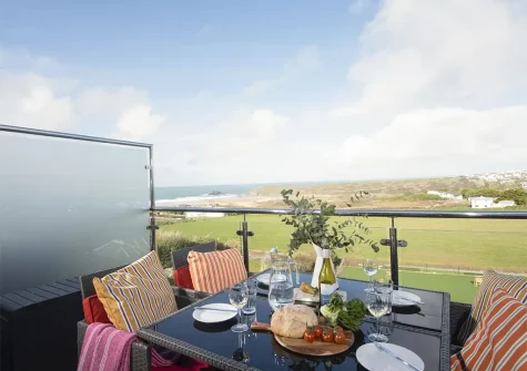 The balcony & alfresco dining area at Beachview Apartment 8, Crantock